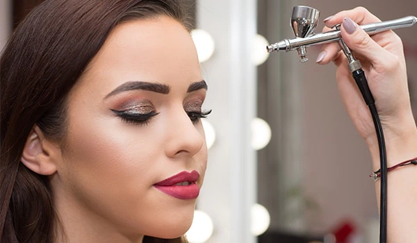 noir-salon-punjabi-bagh-airbrush-makeup