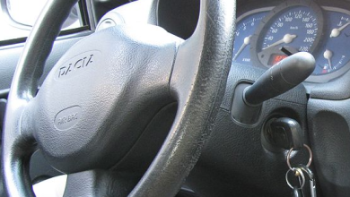 Car keys stuck in ignition